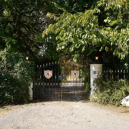 Fox House Bective *